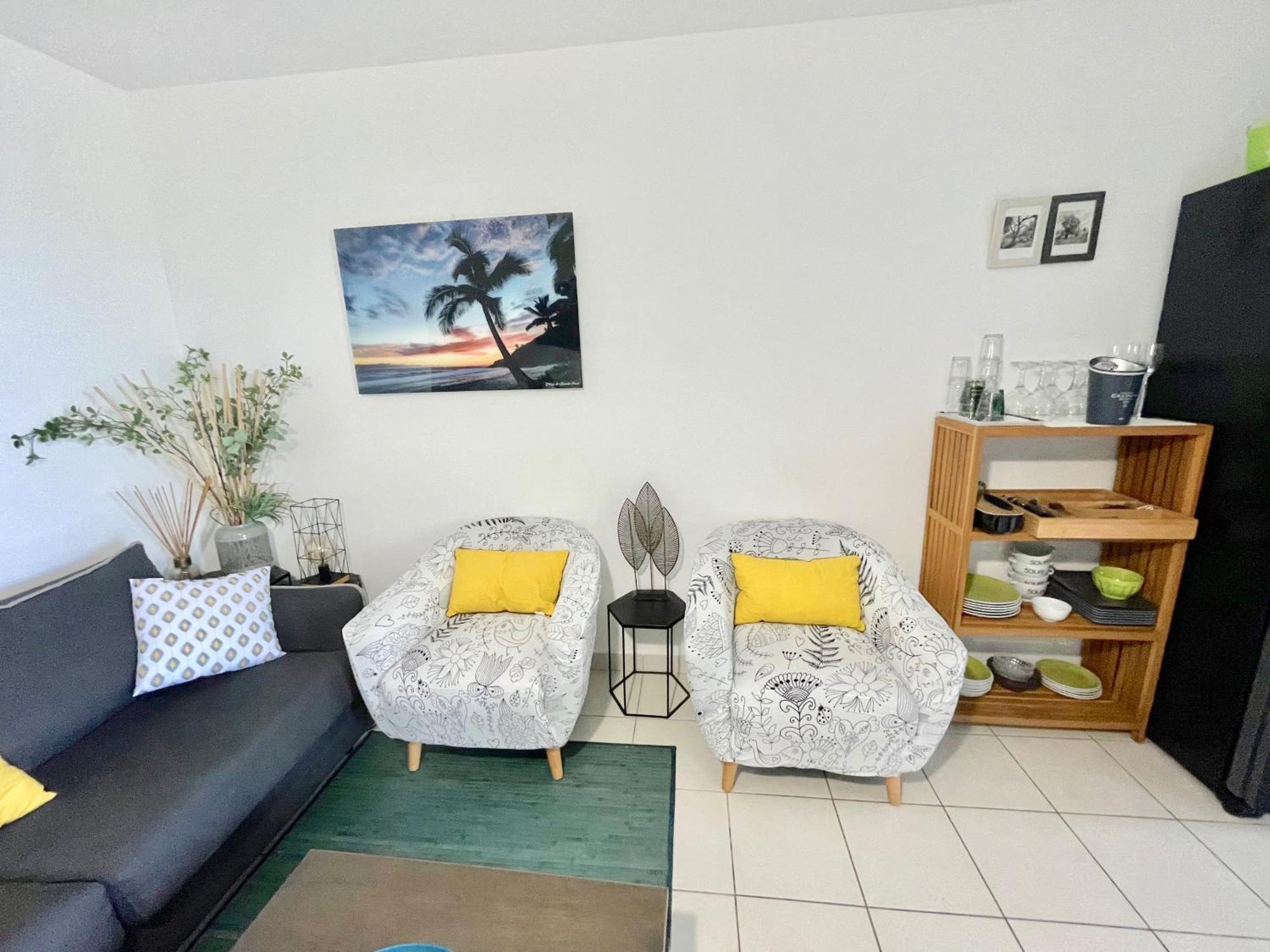 Kazalena Apartment Сен-Пиер Екстериор снимка